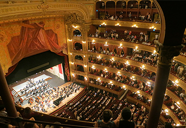 某人民医院会议室音响、灯光系统